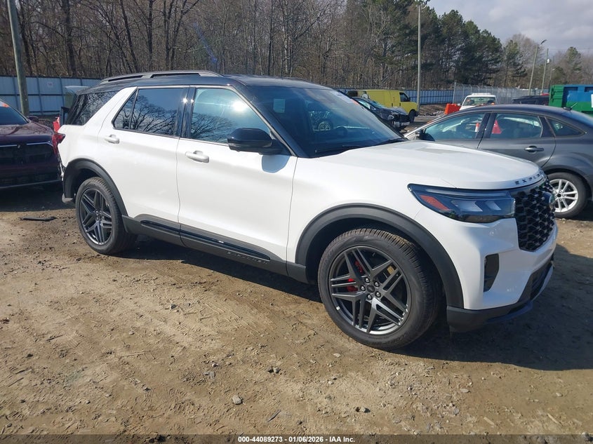 2025 Ford Explorer St