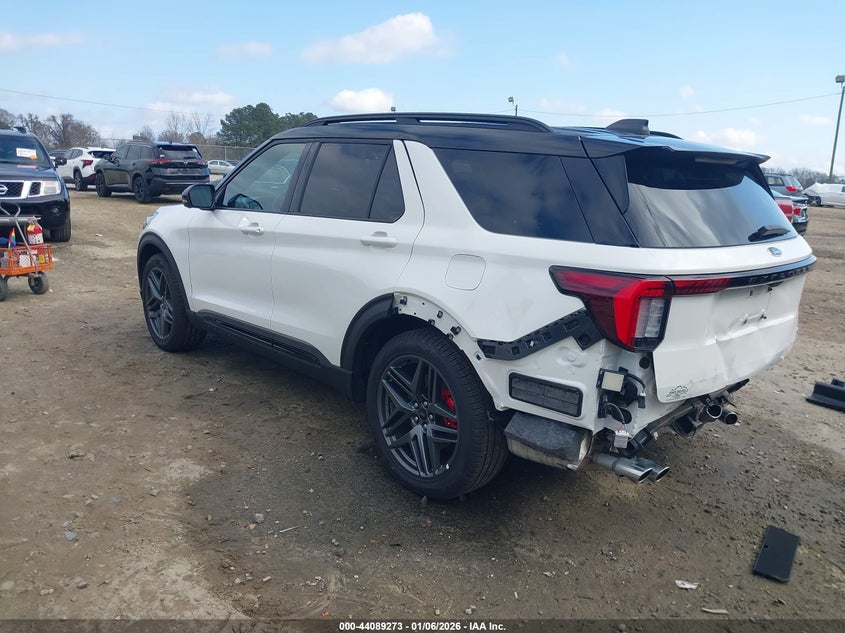 2025 Ford Explorer St