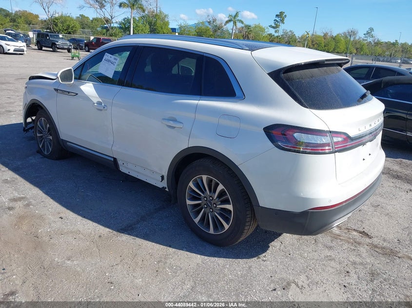 2022 Lincoln Nautilus Reserve