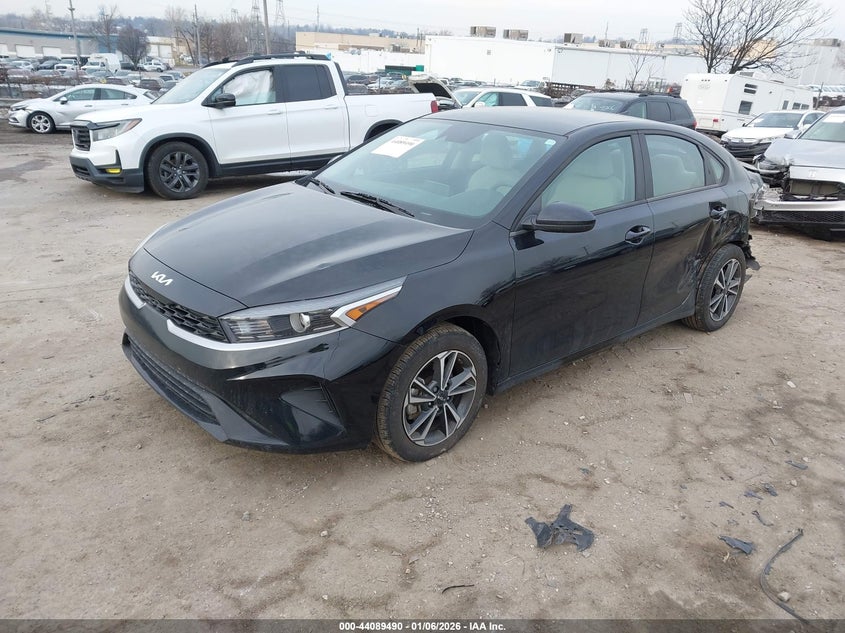 2023 Kia Forte Lxs