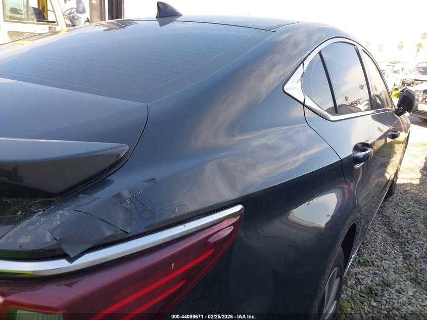 2019 Lexus Es 300H
