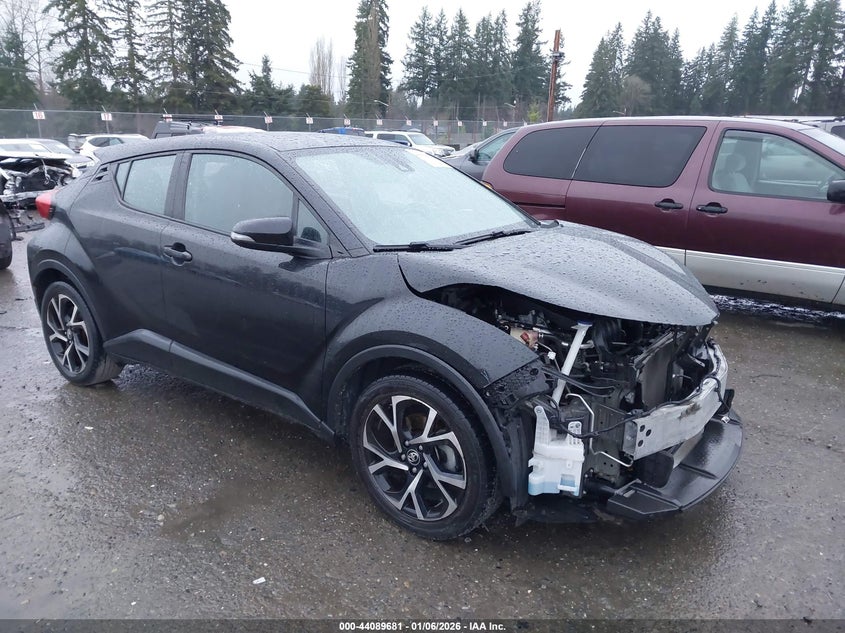 NMTKHMBX1JR027658 2018 Toyota C-Hr Xle auction photo 1
