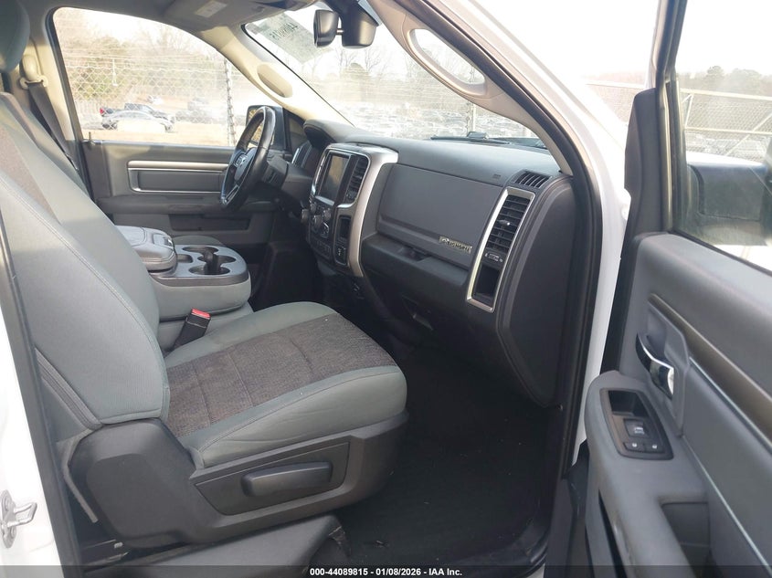 2017 Ram 1500 Big Horn 4X2 6'4 Box