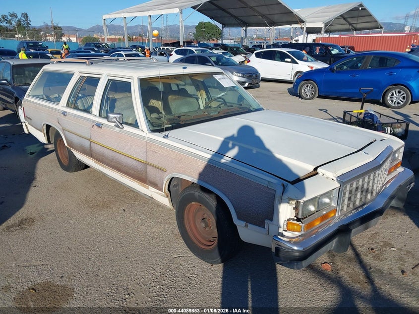 2FABP44FXDB100966 FORD LTD Photo 1