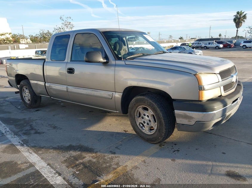 CHEVROLET SILVERADO 1500 2003. Lot# 44089883. VIN 2GCEC19V831155728. Photo 1