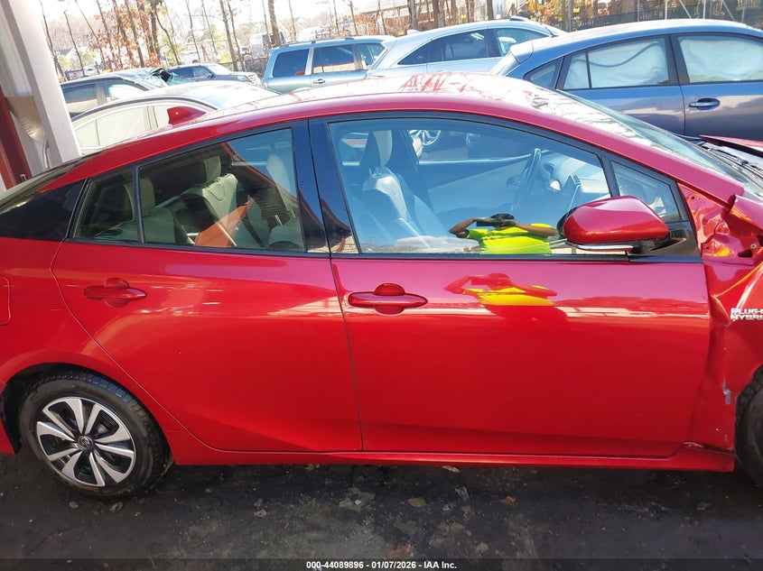 TOYOTA PRIUS PRIME - zdjęcie 13