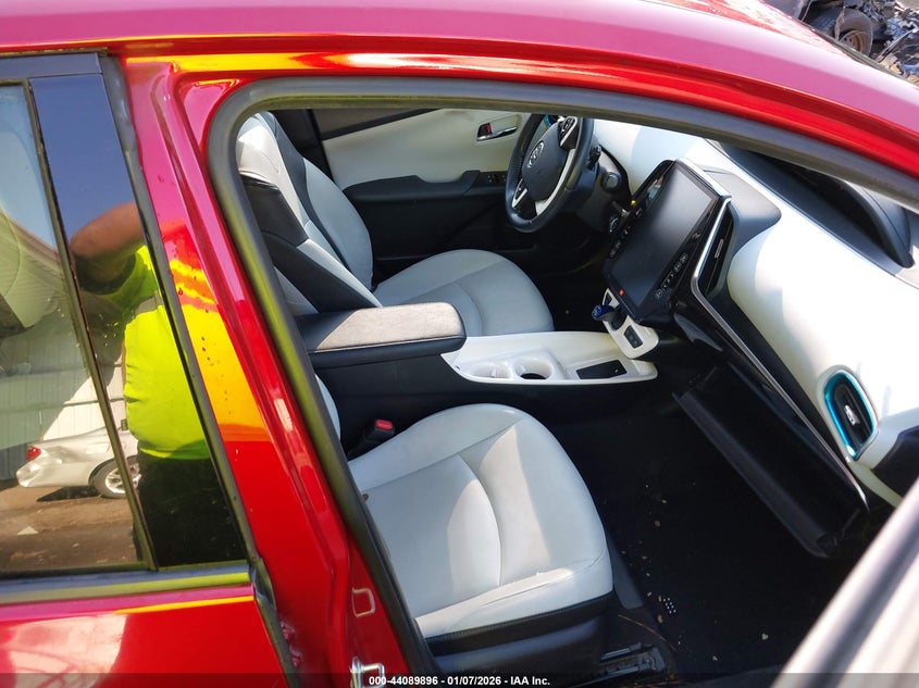 TOYOTA PRIUS PRIME - zdjęcie 5