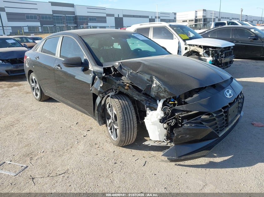 2023 Hyundai Elantra Sel