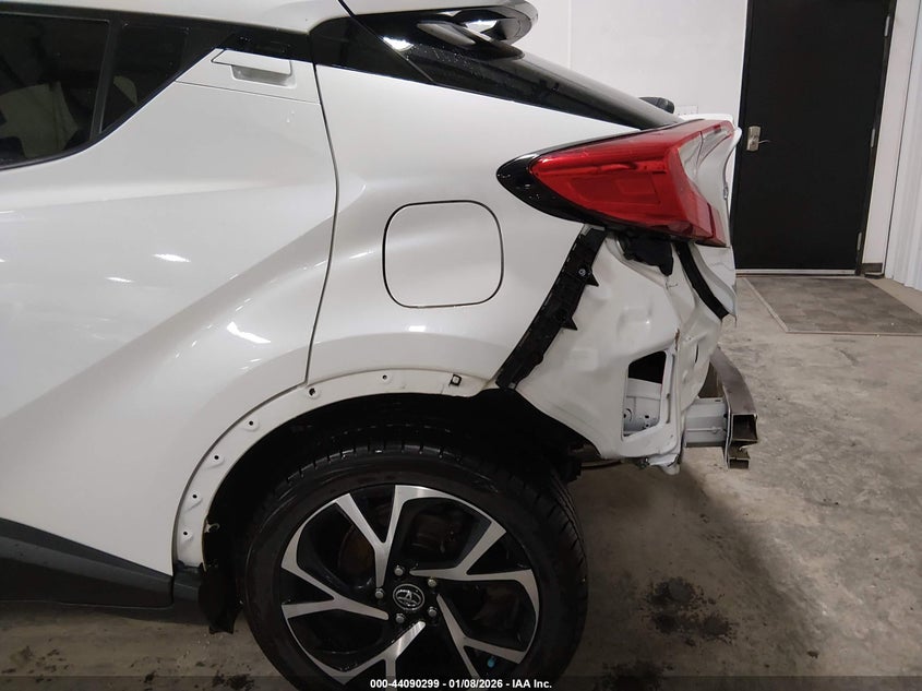 2018 Toyota C-Hr Xle VIN: NMTKHMBX7JR050880 Lot: 44090299