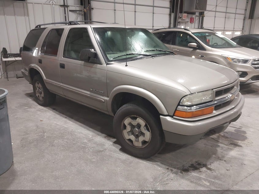 1GNDT13XX4K134975 2004 Chevrolet Blazer Ls auction photo 1
