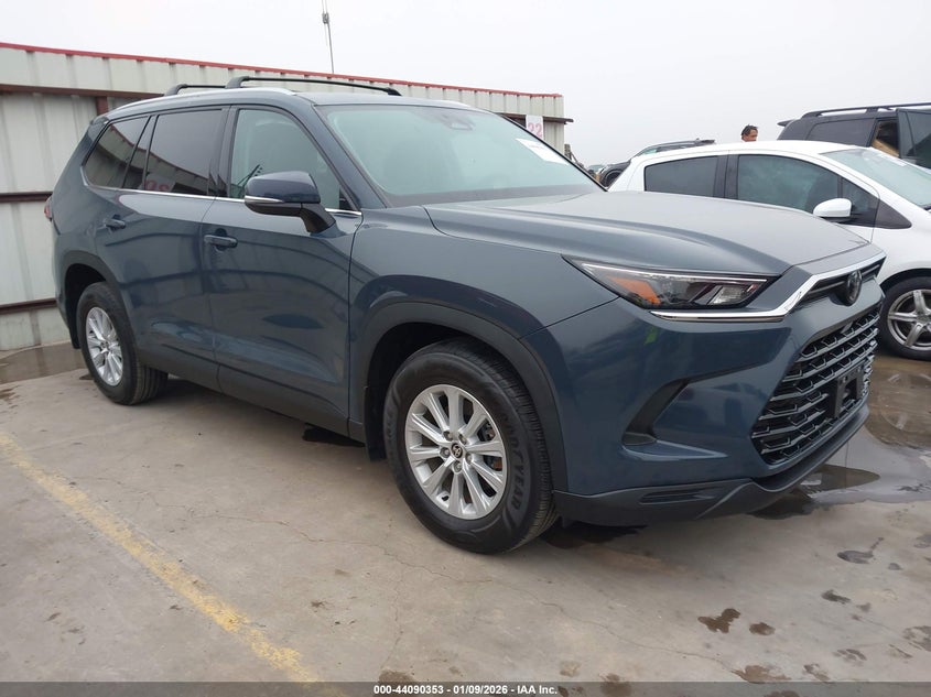 2025 Toyota Grand Highlander Xle