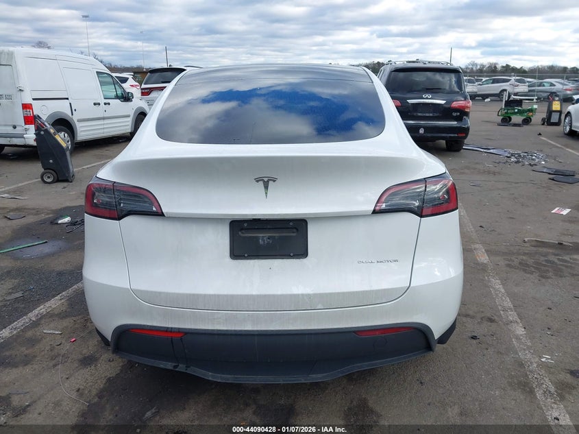 2023 Tesla Model Y VIN: 7SAYGDEE7PA191339 Lot: 44090428