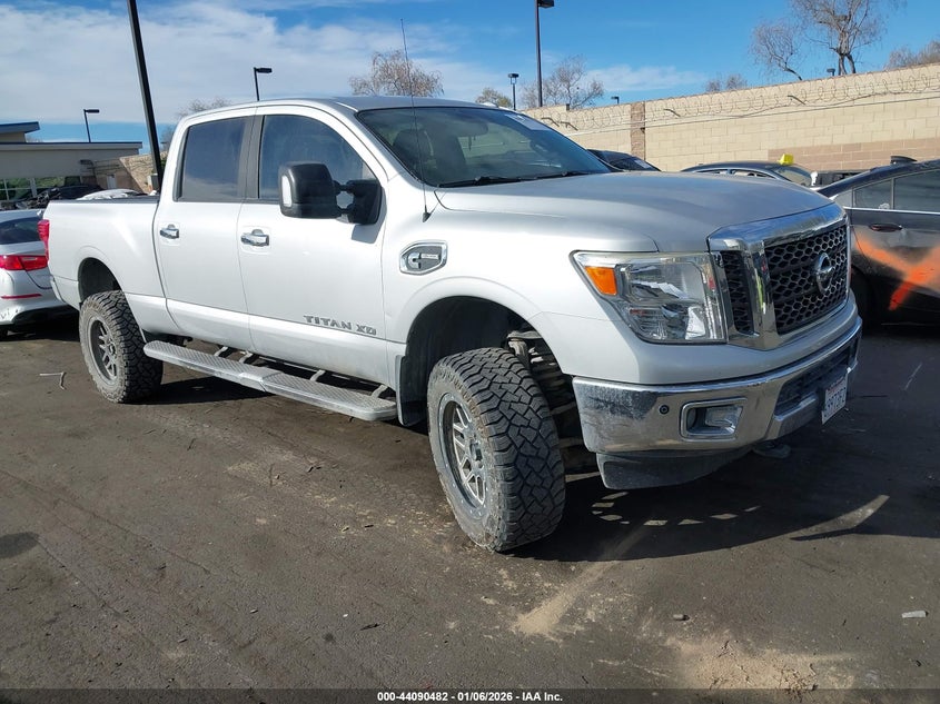 2017 Nissan Titan Xd Sv Diesel