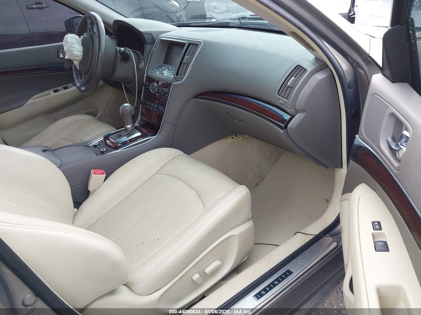 2010 Infiniti G37 Journey