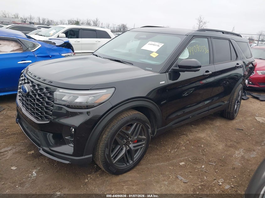 2025 Ford Explorer St-Line