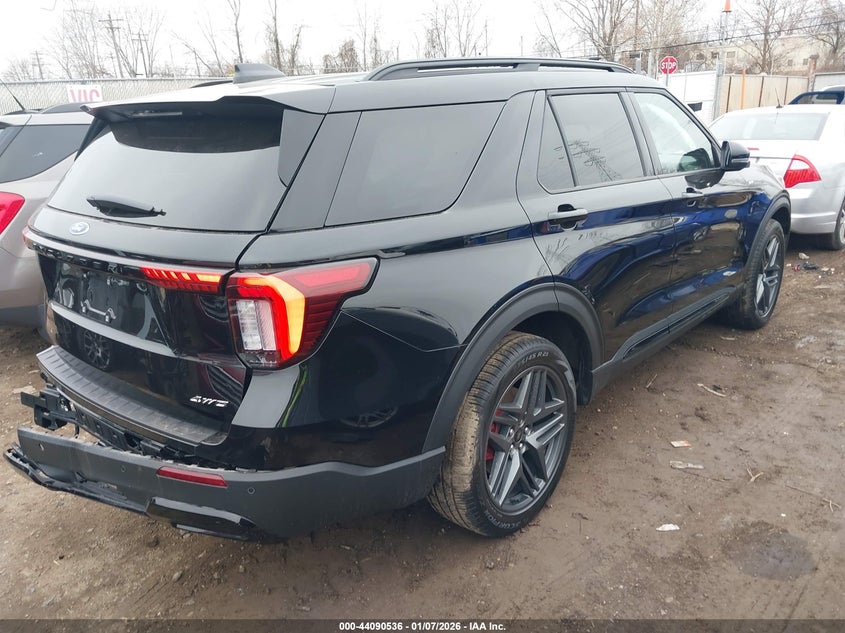 2025 Ford Explorer St-Line