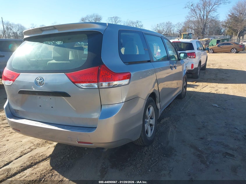2014 Toyota Sienna L V6 7 Passenger