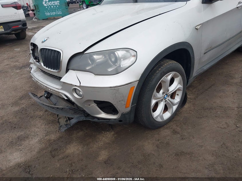 2012 BMW X5 3.0 xDrive35I/xDrive35I Premium/xDrive35I Sport Activity silver Lot 111044090589 Vin 5UXZV4C58CL760105