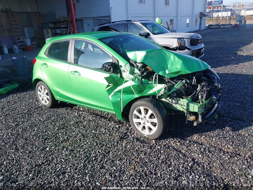 JM1DE1HY9B0121051 2011 Mazda Mazda2 Touring auction photo 1