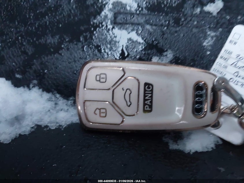 2019 Audi A4 45 Premium VIN: WAUENAF43KA015433 Lot: 44090635