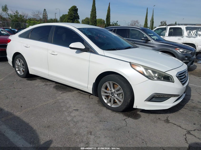 5NPE24AF9FH221165 2015 Hyundai Sonata Se auction photo 1