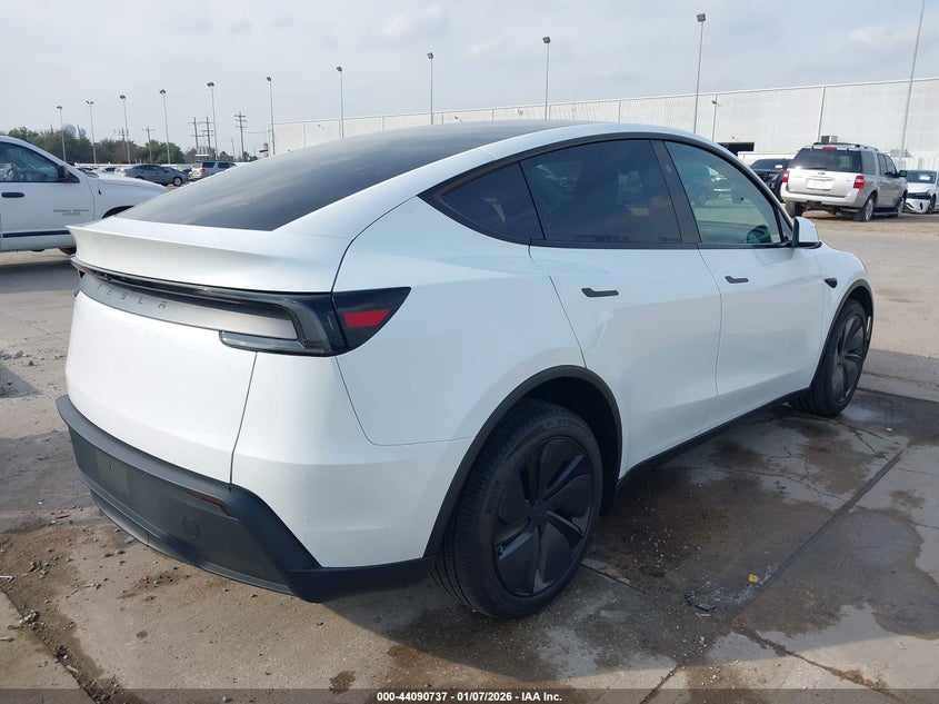 2026 Tesla Model Y Premium Rear-Wheel Drive