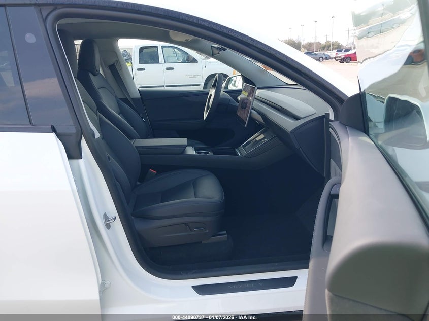 2026 Tesla Model Y Premium Rear-Wheel Drive