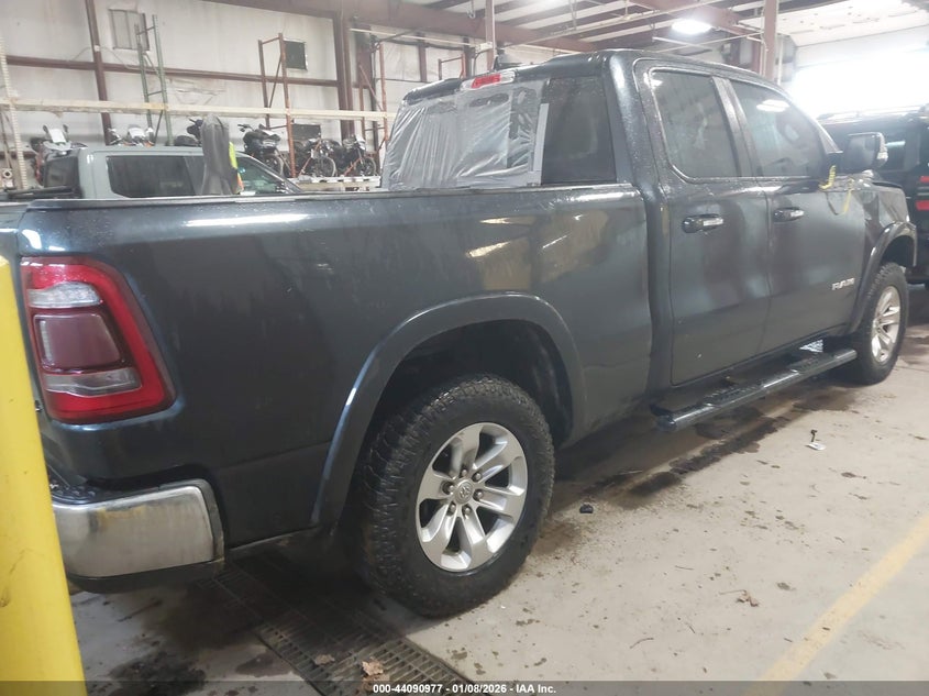 2020 Ram 1500 Laramie 4X4 6'4 Box