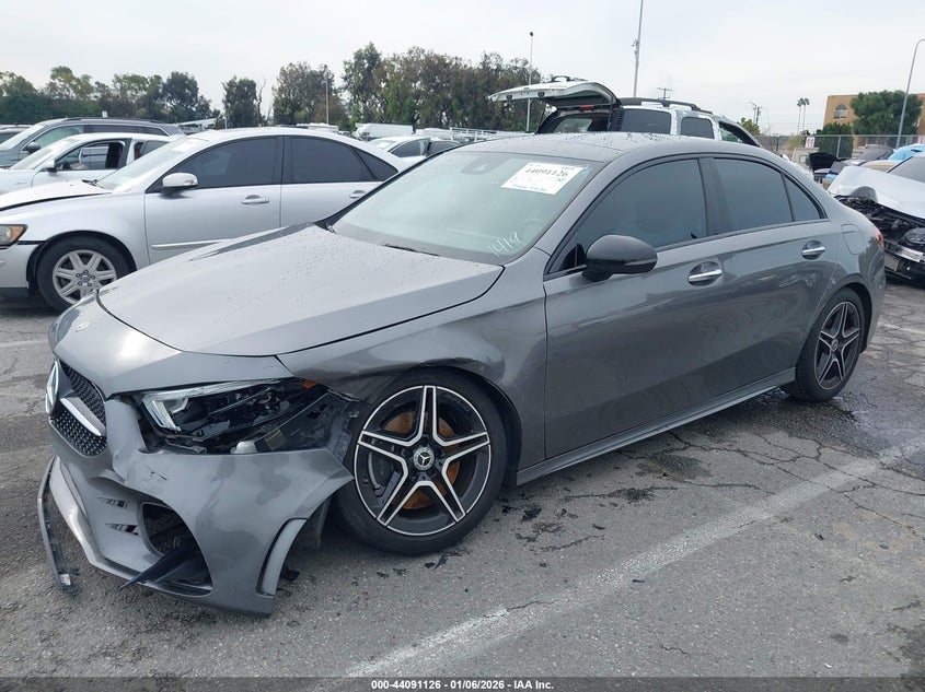 2020 Mercedes-Benz A 220