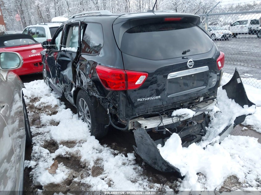 2017 Nissan Pathfinder Sl