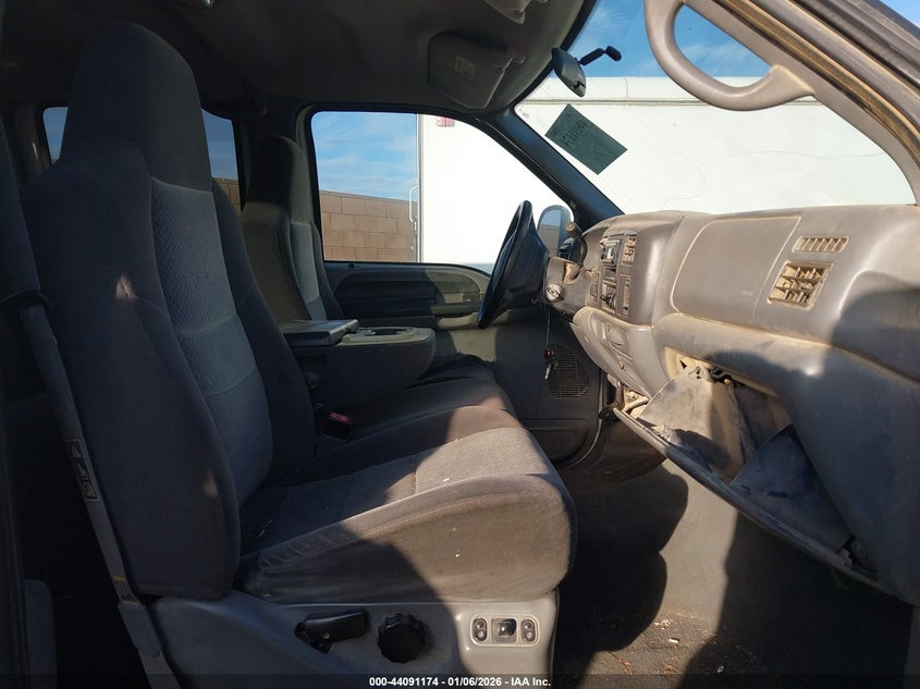 2002 Ford F-350 Lariat/Xl/Xlt