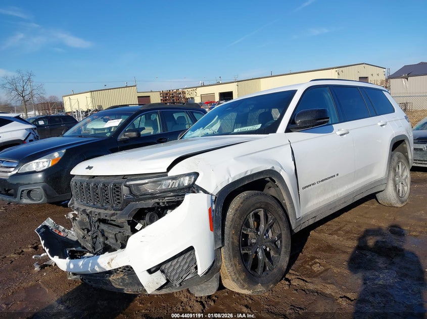 2024 Jeep Grand Cherokee L Altitude 4X4