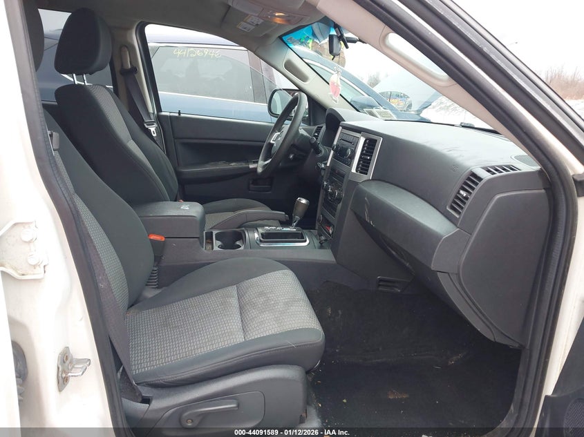 2008 Jeep Grand Cherokee Laredo