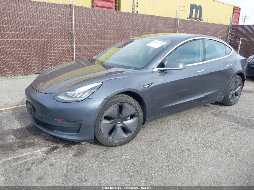 2018 Tesla Model 3 Long Range/Mid Range