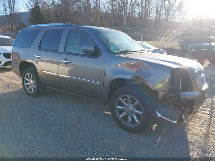 1GKS2EEF7CR137504 2012 GMC Yukon Denali auction photo 1