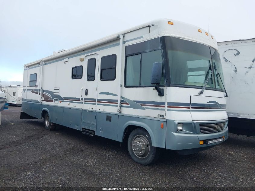2004 Workhorse Custom Chassis Motorhome Chassis W22