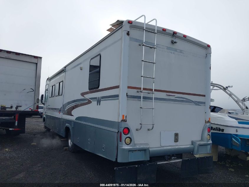 2004 Workhorse Custom Chassis Motorhome Chassis W22
