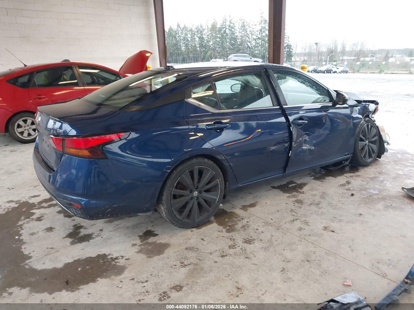 VIN 1N4BL4CV1MN387588 2021 NISSAN ALTIMA SR FWD