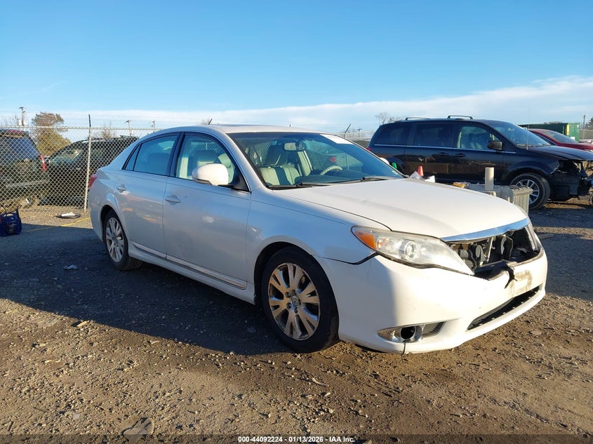 4T1BK3DB6BU392991 TOYOTA AVALON Photo 1