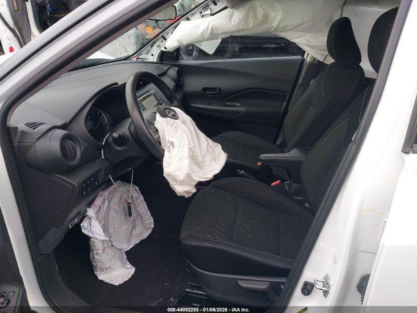 2022 Nissan Kicks S Xtronic Cvt