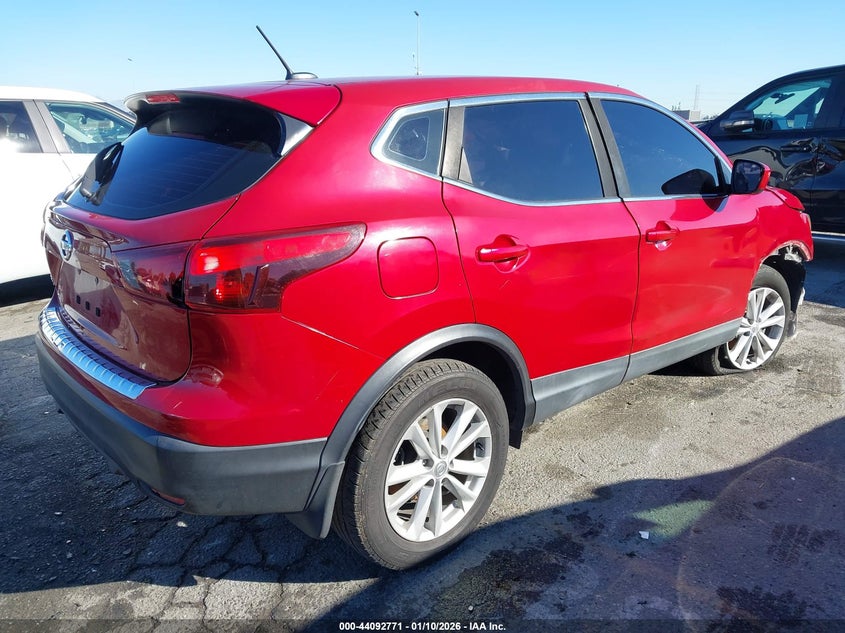 2017 Nissan Rogue Sport S