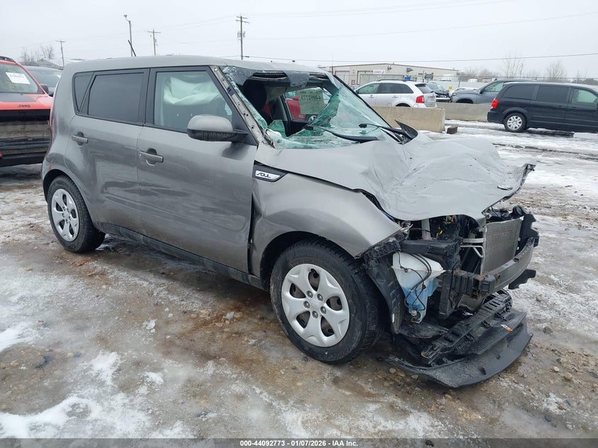 KNDJN2A21F7174953 2015 Kia Soul auction photo 1