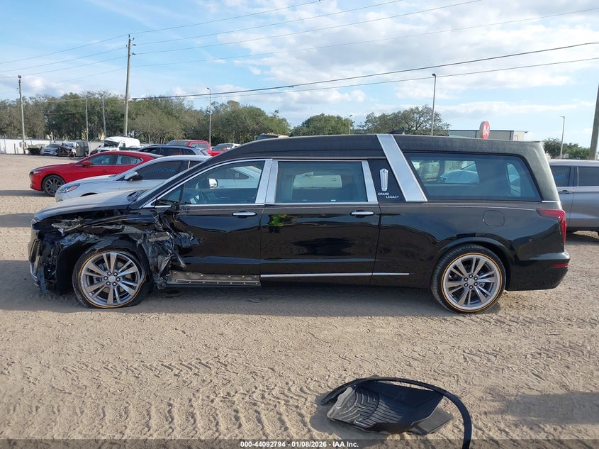 2024 Cadillac Xt6 Fwd Premium Luxury VIN: 1GYKPCRS4RZ752667 Lot: 44092794