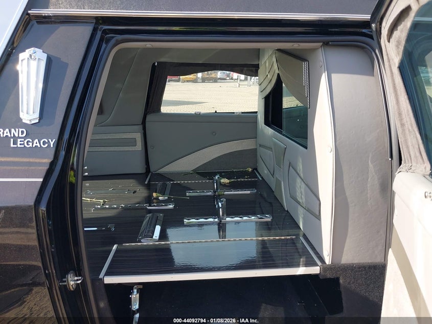 2024 Cadillac Xt6 Fwd Premium Luxury VIN: 1GYKPCRS4RZ752667 Lot: 44092794