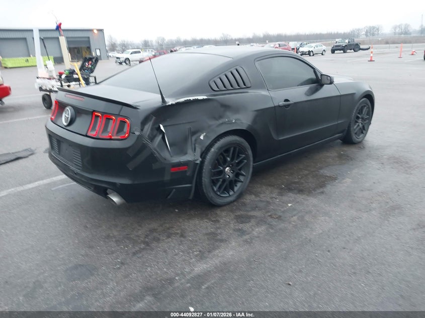 2014 Ford Mustang V6
