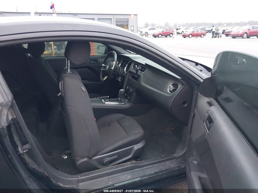 2014 Ford Mustang V6