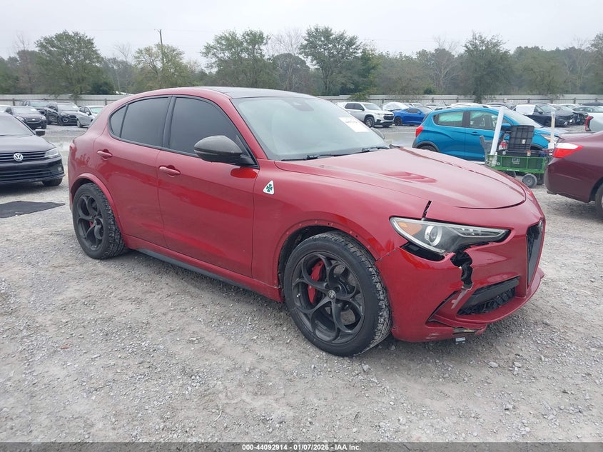 ZASPAKEV6K7C42465 2019 Alfa Romeo Stelvio Quadrifoglio auction photo 1
