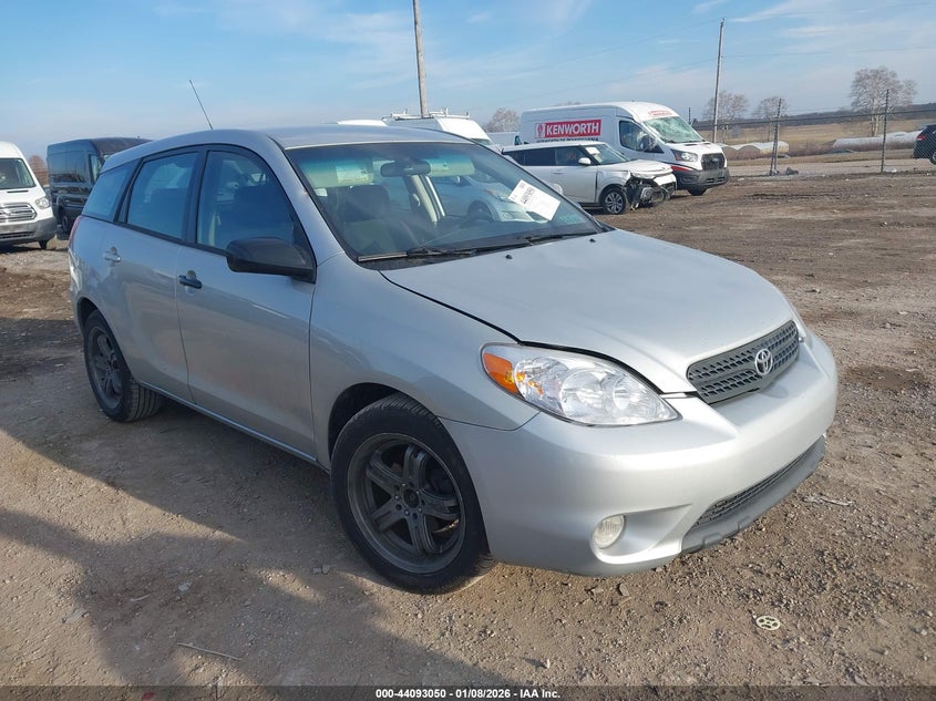 TOYOTA MATRIX 2006. Lot# 44093050. VIN 2T1KR32E46C614752. Photo 1