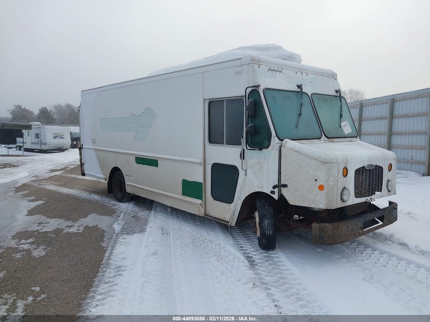 2010 FREIGHTLINER CHASSIS M LINE WALK-IN VAN