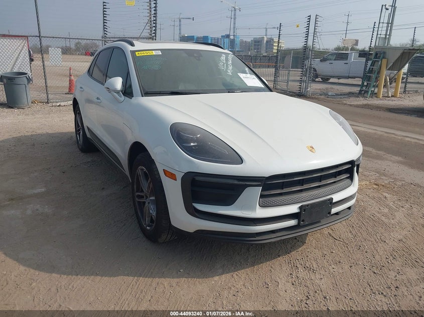 WP1AA2A56NLB11972 2022 Porsche Macan auction photo 1